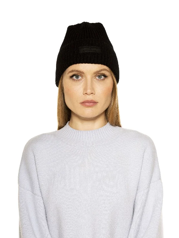 Alexia Admor Beanie