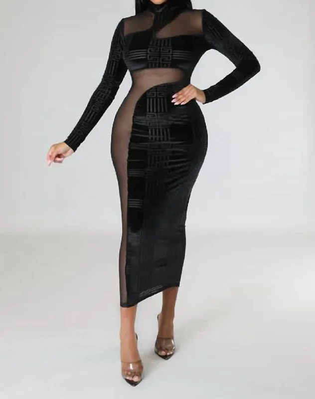 Seek Velvet Midi Dress In Black