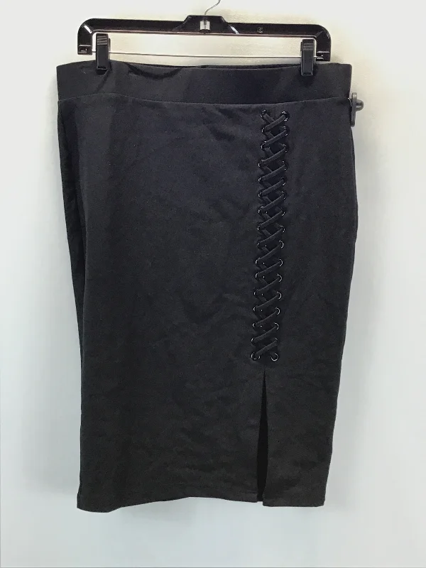 Skirt Midi By Torrid  Size: 0