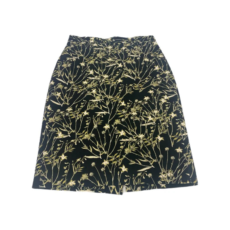 Skirt Mini & Short By Banana Republic  Size: 4